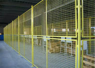 Warehouse Iron Wire Mesh Fence Panels 1.22m * 2.44m Dimension Surface Smooth