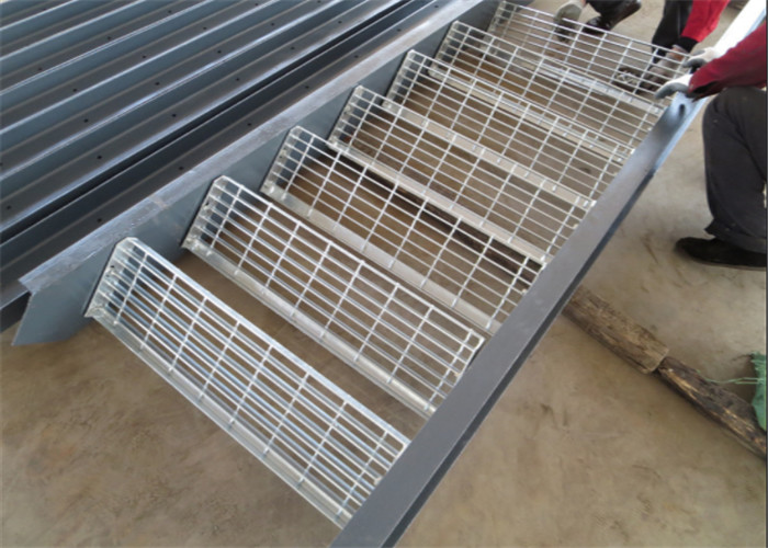 OEM Customized Anti-Slide Stainless Steel 316 Welded Grating For Stair Tread